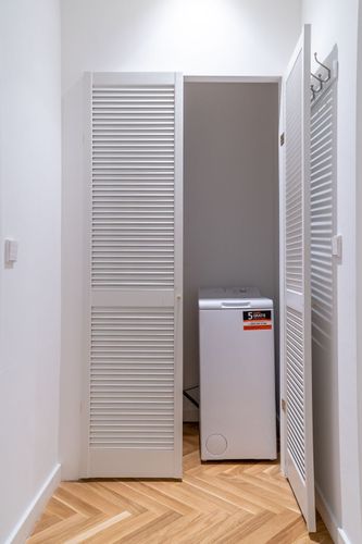 Hochwertige Wohnung Schönhauser Allee 69 - Perfekt für temporäres Wohnen in Berlin